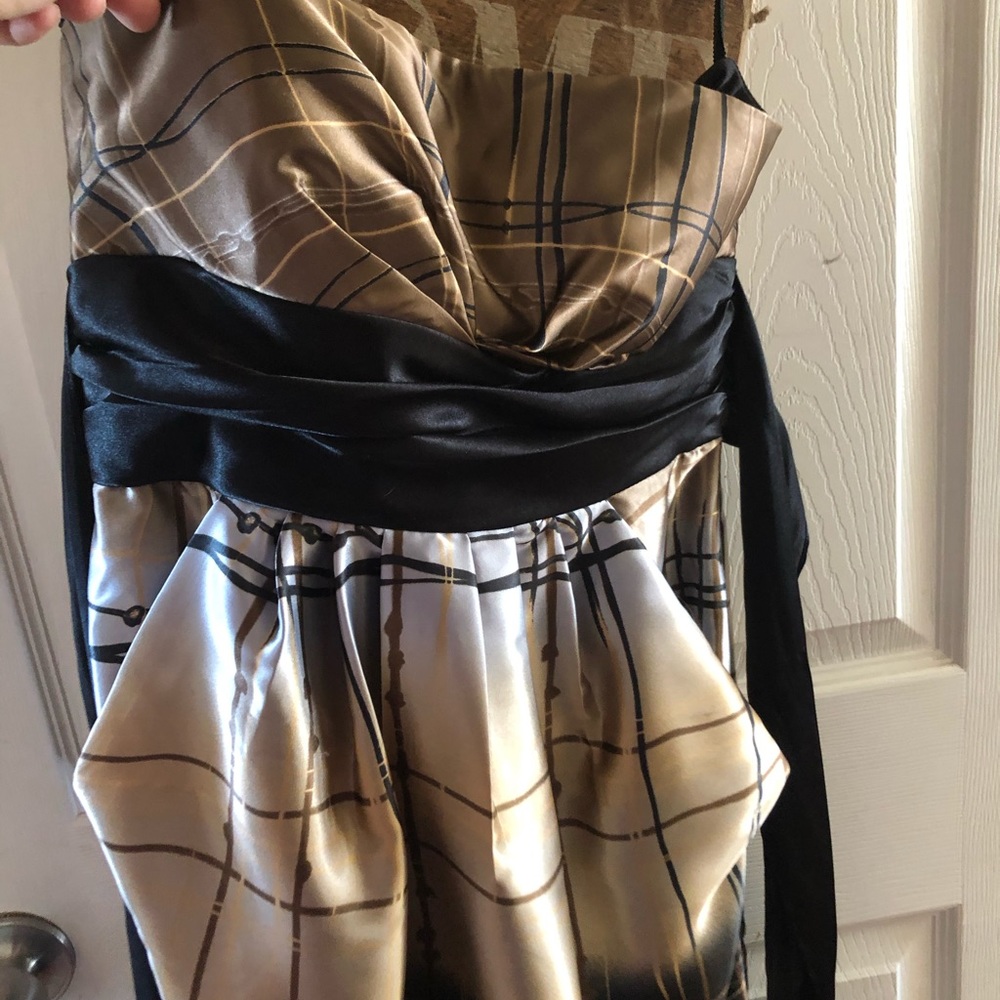 Women’s dress